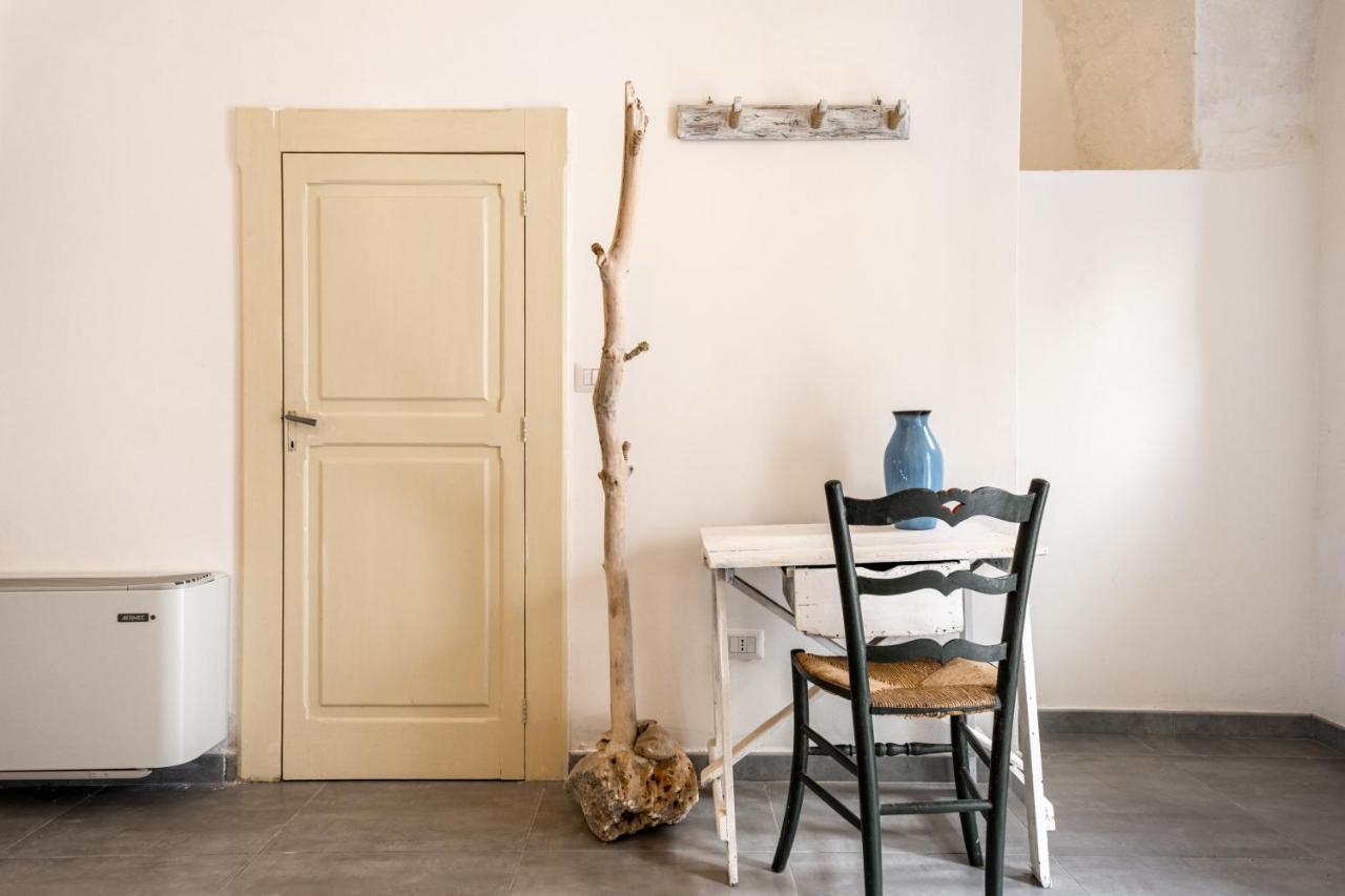 La Casa Nel Vico Pretty Apartment Ostuni Exterior photo